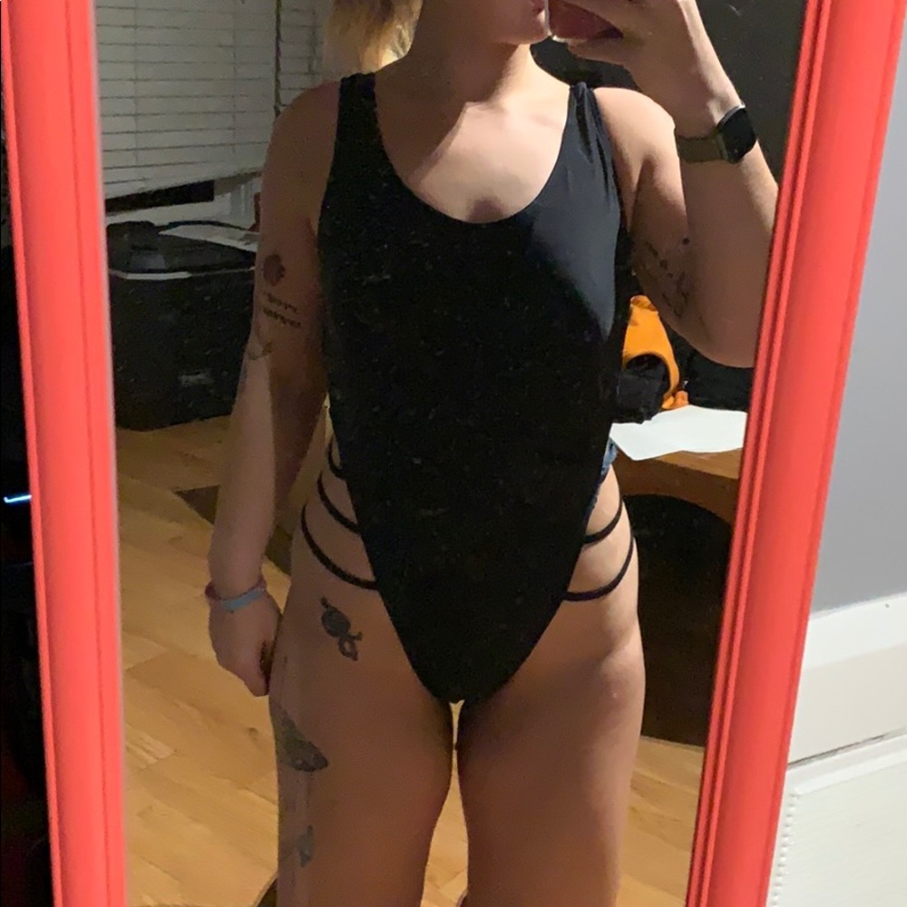 Sexy Black High-Cut Strappy Bodysuit/Swimsuit